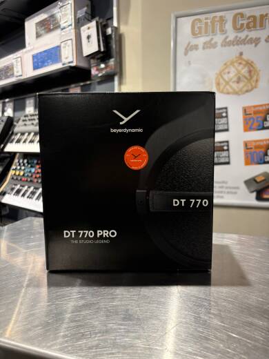 Store Special Product - Beyerdynamic - DT770 PRO-250